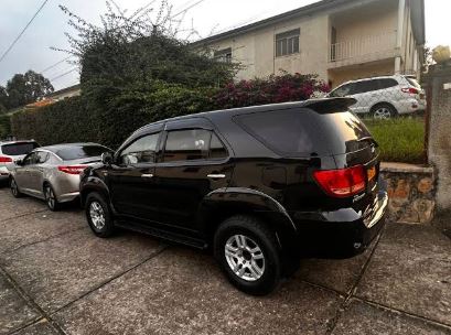 Kigali Airport to Musanze: Rental Car Route Planning Kigali Airport to Musanze: