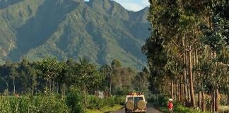 Rwanda Mountain Roads: Car Hire Tips for Confident Driving Rwanda Mountain Roads: